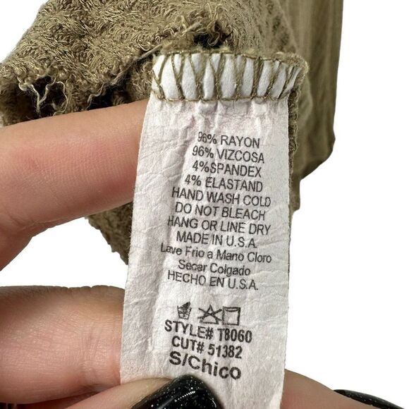 Waffle Knit Top Green Oversized Relaxed Fit Knot Front V Neck Size S MTS Brand - Picture 8 of 8